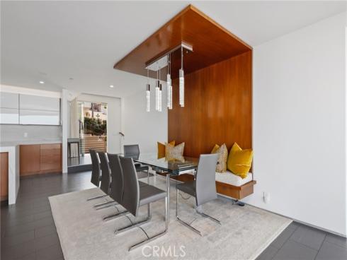 1088 Del Mar Avenue, Laguna Beach, CA