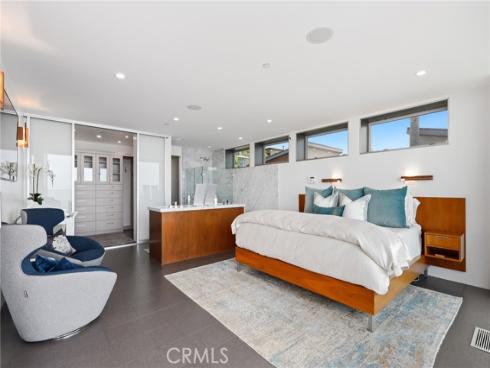 1088 Del Mar Avenue, Laguna Beach, CA