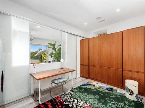 1088 Del Mar Avenue, Laguna Beach, CA