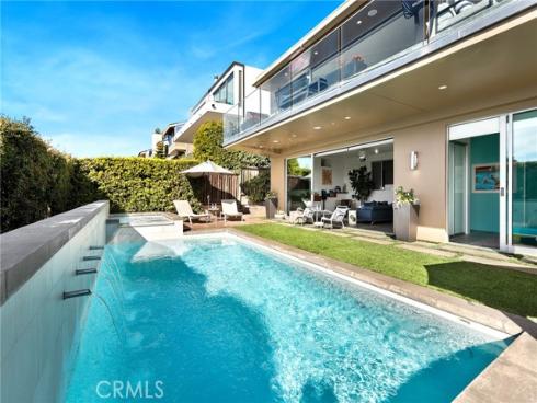 1088 Del Mar Avenue, Laguna Beach, CA