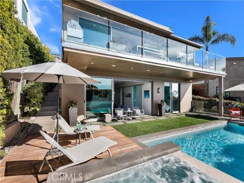 1088 Del Mar Avenue, Laguna Beach, CA