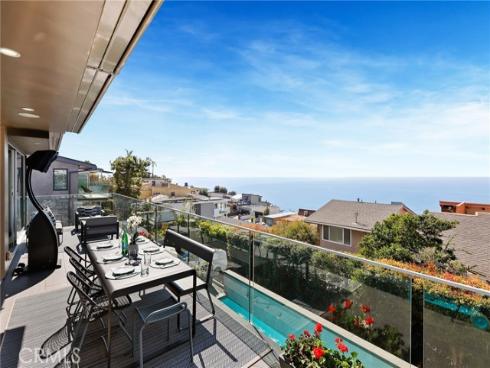 1088 Del Mar Avenue, Laguna Beach, CA