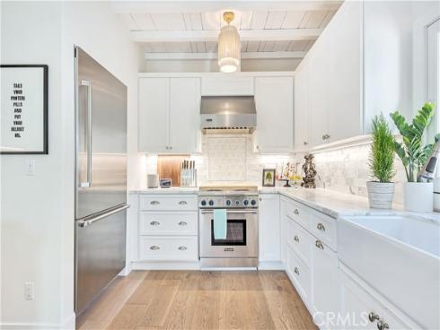 802 Rembrandt Drive, Laguna Beach, CA