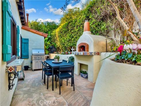 802 Rembrandt Drive, Laguna Beach, CA