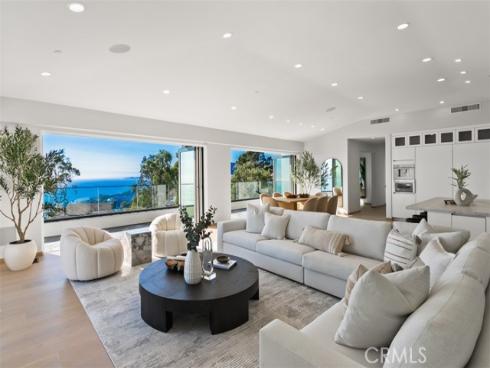31 N Vista De Catalina  , Laguna Beach, CA