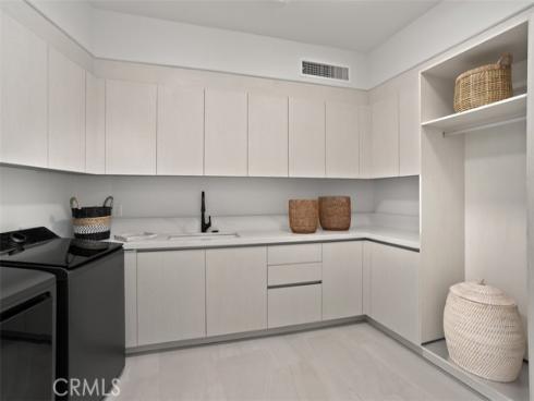 31 N Vista De Catalina  , Laguna Beach, CA