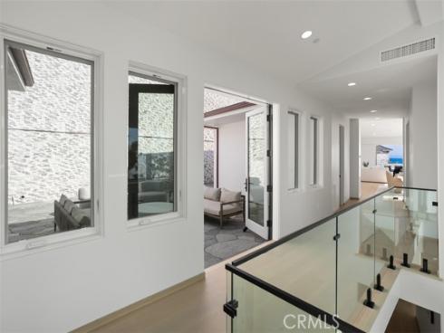 31 N Vista De Catalina  , Laguna Beach, CA