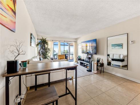 240  Moss  8  Street, Laguna Beach, CA