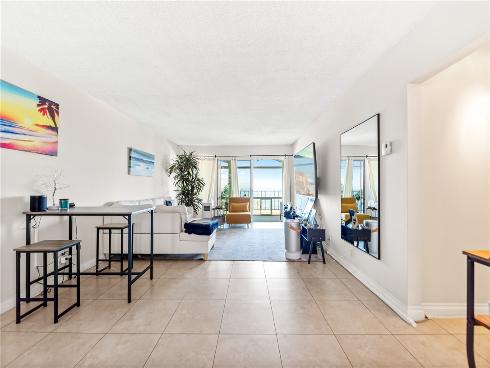 240  Moss  8  Street, Laguna Beach, CA