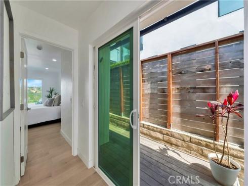 1596 Del Mar Avenue, Laguna Beach, CA
