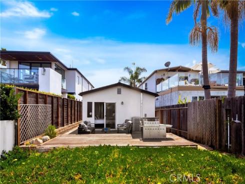 1596 Del Mar Avenue, Laguna Beach, CA