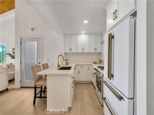 1596 Del Mar Avenue, Laguna Beach, CA