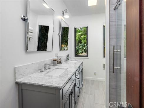 2480  Iris   Way, Laguna Beach, CA