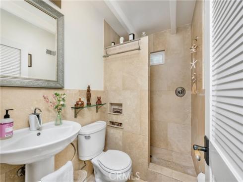 1071  Oro   Street, Laguna Beach, CA