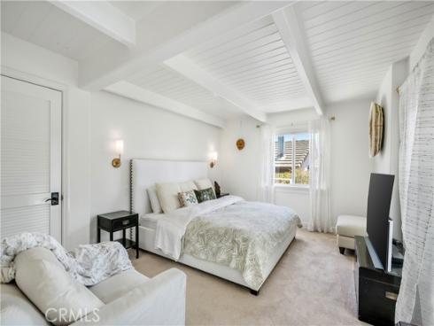 1071  Oro   Street, Laguna Beach, CA