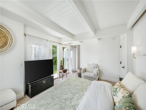 1071  Oro   Street, Laguna Beach, CA