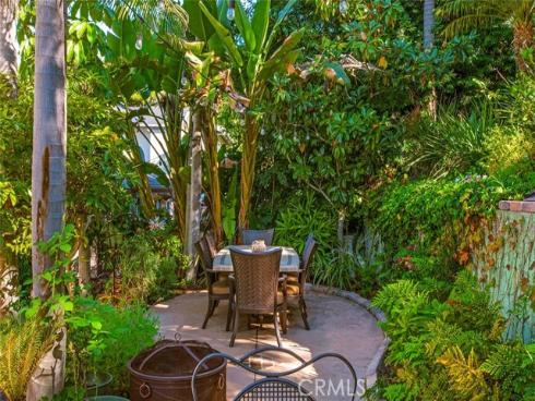 1025  Van Dyke   Drive, Laguna Beach, CA