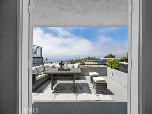 1077  Tia Juana   Street, Laguna Beach, CA