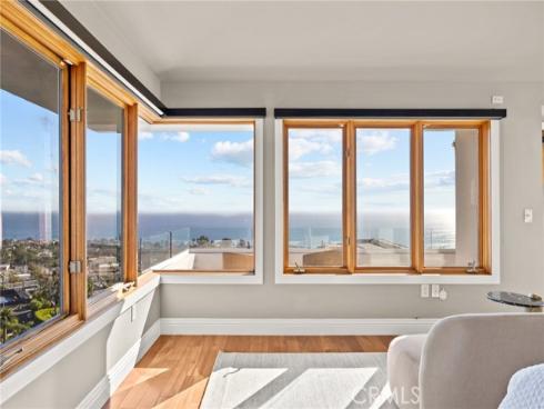 1076 Skyline Drive, Laguna Beach, CA