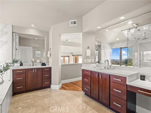 1076 Skyline Drive, Laguna Beach, CA