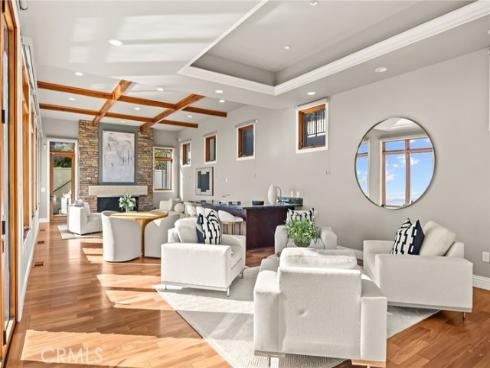 1076 Skyline Drive, Laguna Beach, CA