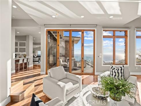 1076 Skyline Drive, Laguna Beach, CA