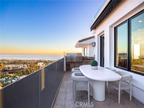 1076 Skyline Drive, Laguna Beach, CA