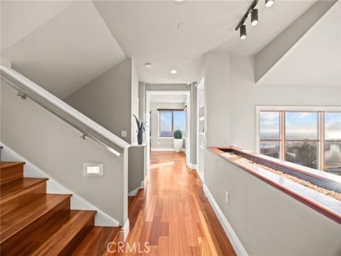 1076 Skyline Drive, Laguna Beach, CA