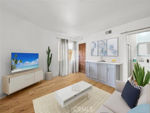 421  Loma Terrace  , Laguna Beach, CA