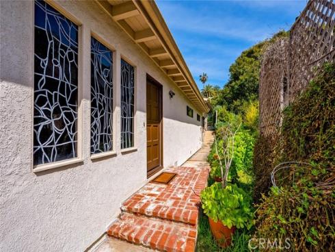421  Loma Terrace  , Laguna Beach, CA