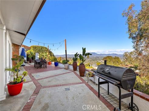 3030  Mountain View Dr  , Laguna Beach, CA