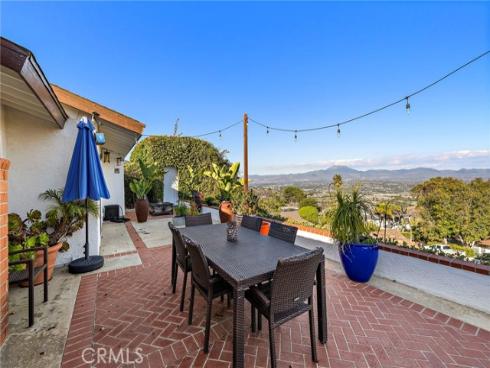 3030  Mountain View Dr  , Laguna Beach, CA