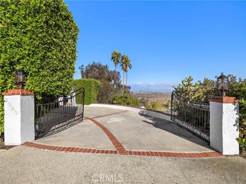 3030  Mountain View Dr  , Laguna Beach, CA