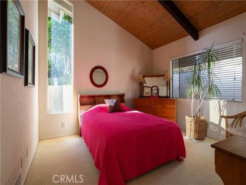 7 N Vista De La Luna  , Laguna Beach, CA