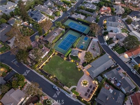 7 N Vista De La Luna  , Laguna Beach, CA