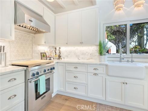 802 Rembrandt Drive, Laguna Beach, CA