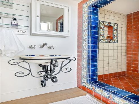 802 Rembrandt Drive, Laguna Beach, CA