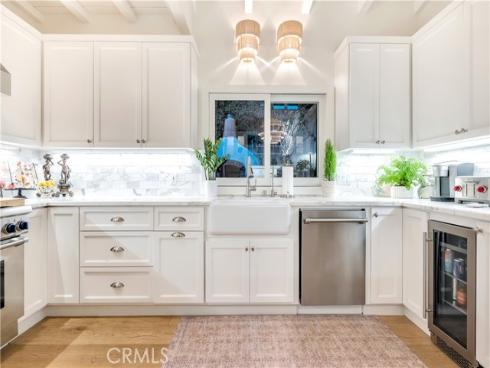 802 Rembrandt Drive, Laguna Beach, CA