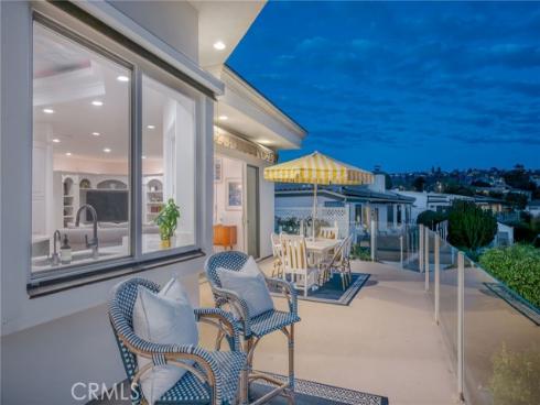 1545 Caribbean Way, Laguna Beach, CA