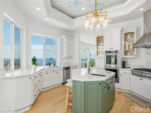 1545 Caribbean Way, Laguna Beach, CA