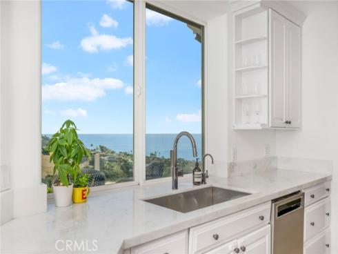 1545 Caribbean Way, Laguna Beach, CA