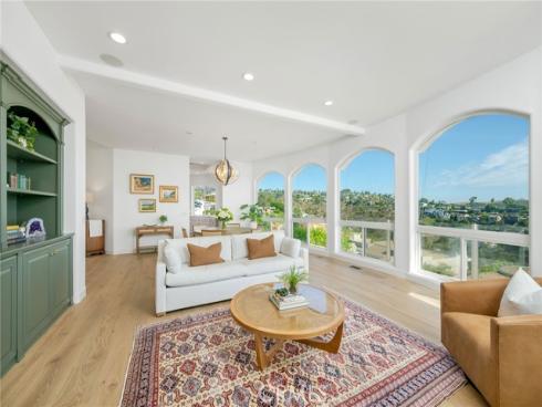 1545 Caribbean Way, Laguna Beach, CA