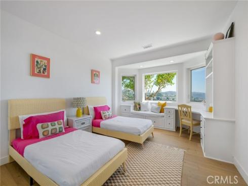 1545 Caribbean Way, Laguna Beach, CA