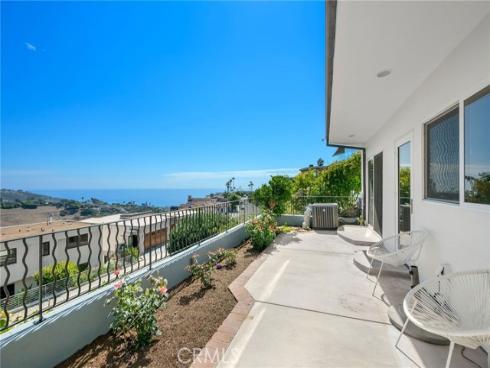 1545 Caribbean Way, Laguna Beach, CA