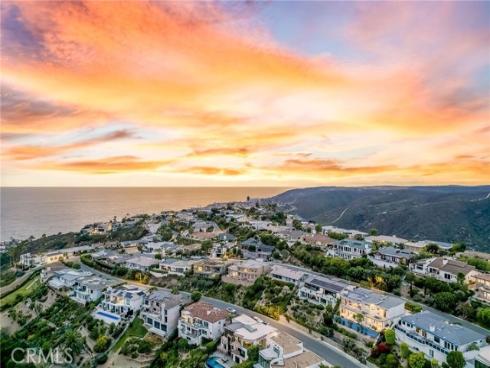1545 Caribbean Way, Laguna Beach, CA
