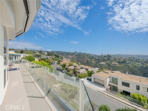 1545 Caribbean Way, Laguna Beach, CA