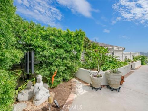 1545 Caribbean Way, Laguna Beach, CA