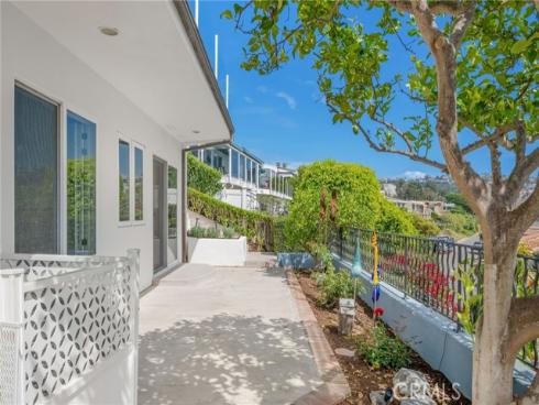 1545 Caribbean Way, Laguna Beach, CA