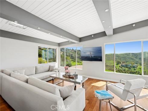 2085 Temple Hills Drive, Laguna Beach, CA