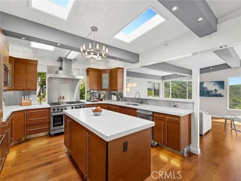 2085 Temple Hills Drive, Laguna Beach, CA